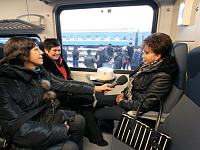 Пассажиры делятся с журналистами своими впечатлениями