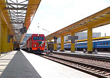 Более 70 дополнительных поездов назначила Белорусская железная дорога на выходные и праздничные дни в апреле–мае 