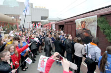 5 мая на вокзале Минск-Пассажирский состоялась торжественная встреча молодежного агитпоезда «Цветы Великой Победы»