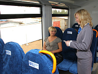 Пассажиры первого рейса дизель-поезда региональных линий бизнес-класса ДП1 Погодино-Орша