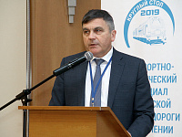 З дакладам выступае намеснік Генеральнага дырэктара АТ «ОТЛК ЕРА» Ігар Віктаравіч Згурскі